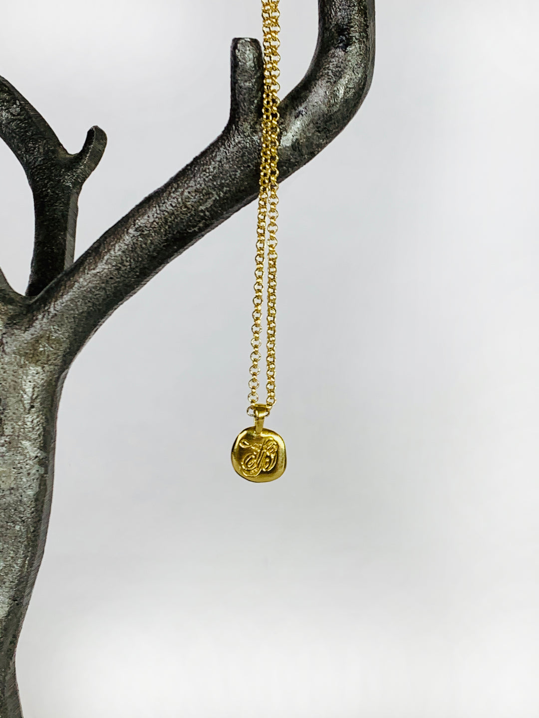 T+T Rivet Necklace