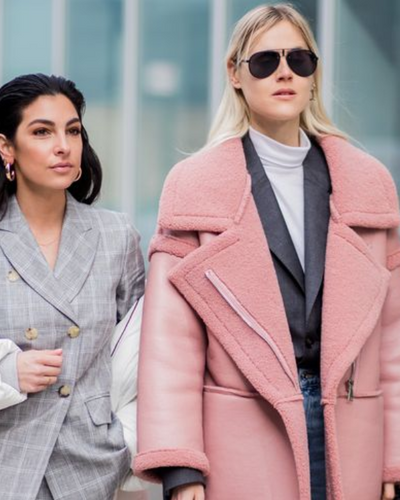 7 Stylish Winter Outfits to Wear When You Take That Snowstorm Selfie